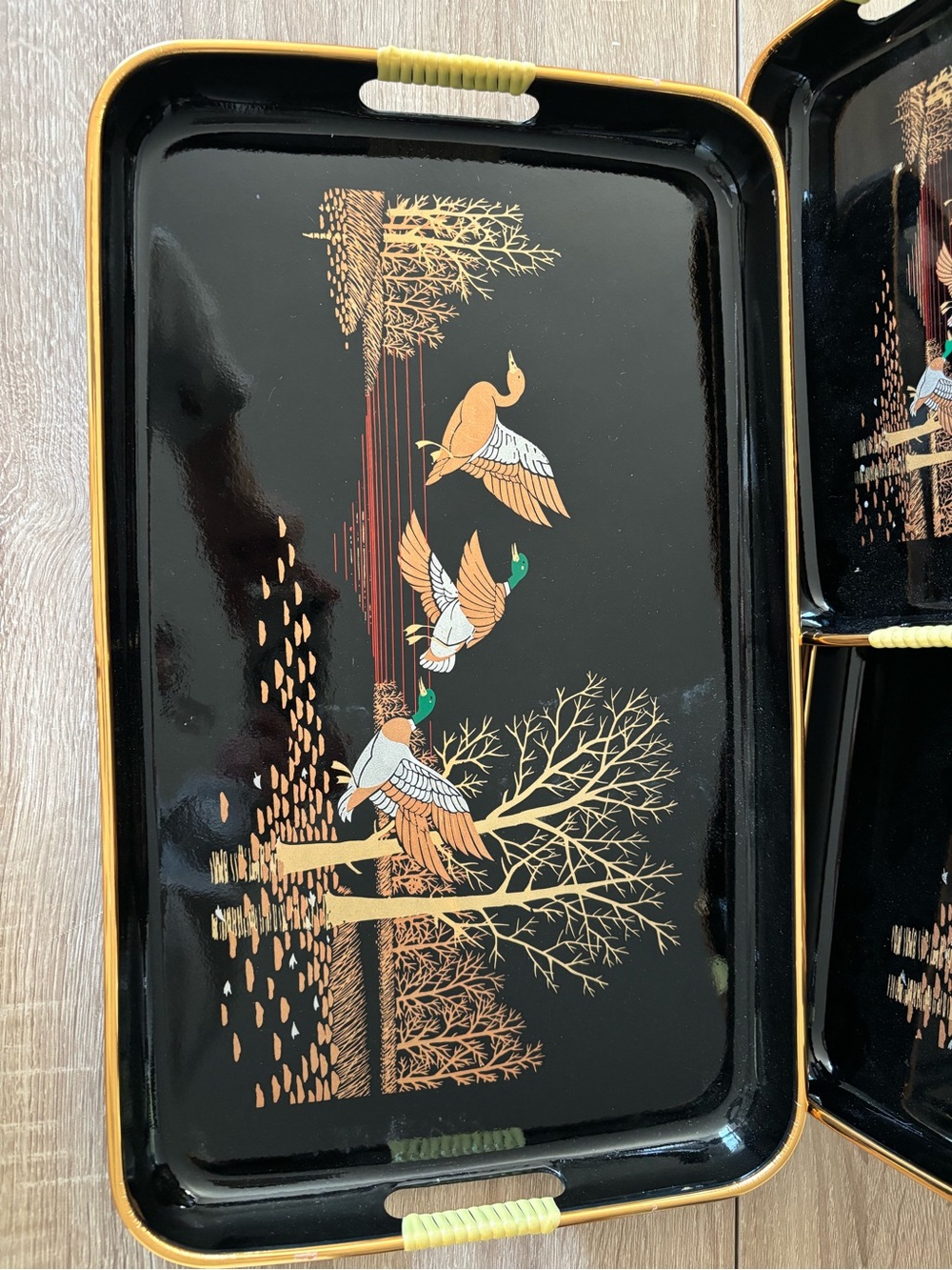 Set of 3 1960s Vintage Made In Japan Black Lacquer Serving Trays w Mallard Duck - Picture 4 of 6